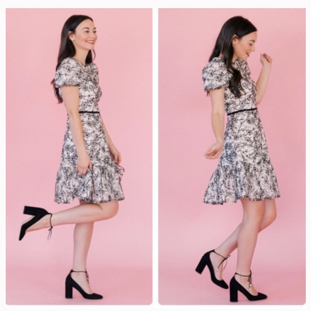 NWT Gal Meets Glam Viola